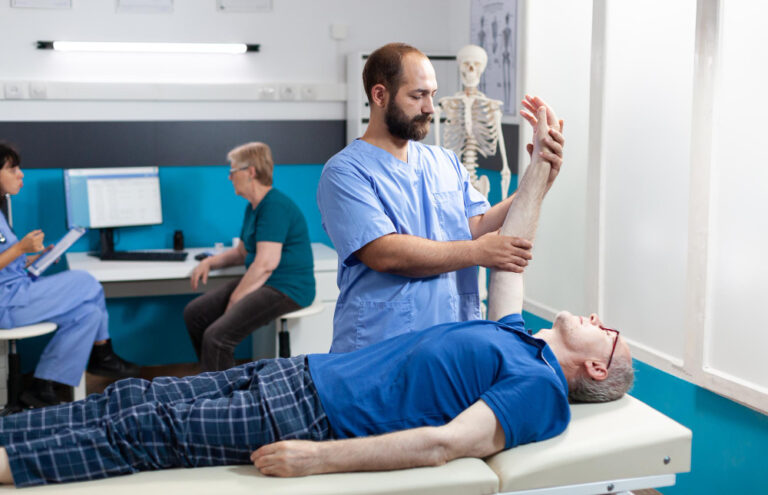Chiropracteur vs Ostéopathe quelles différences